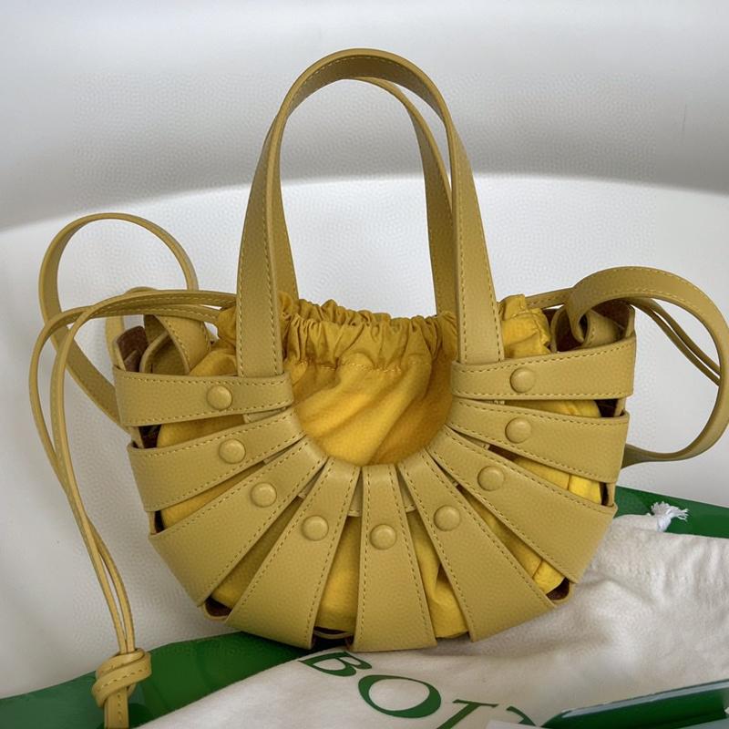 Bottega Veneta Handbags 651819 Yellow